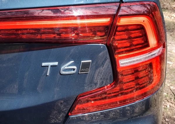 Volvo S60 cena 144900 przebieg: 20000, rok produkcji 2021 z Otwock małe 379